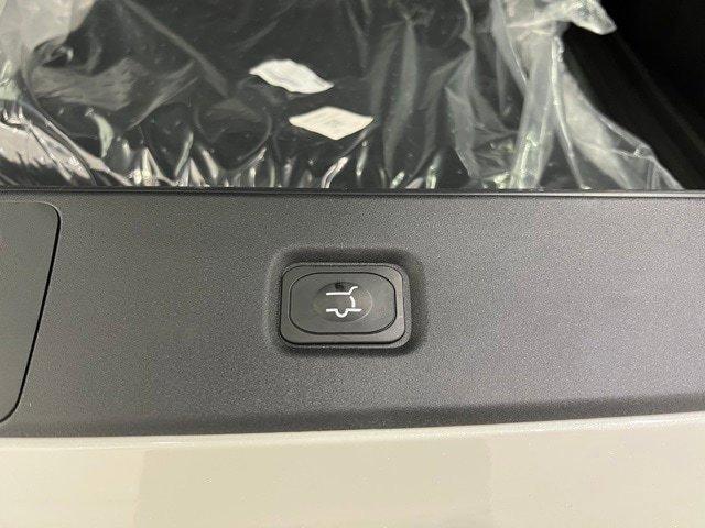 new 2025 Ford Expedition Max car, priced at $87,595