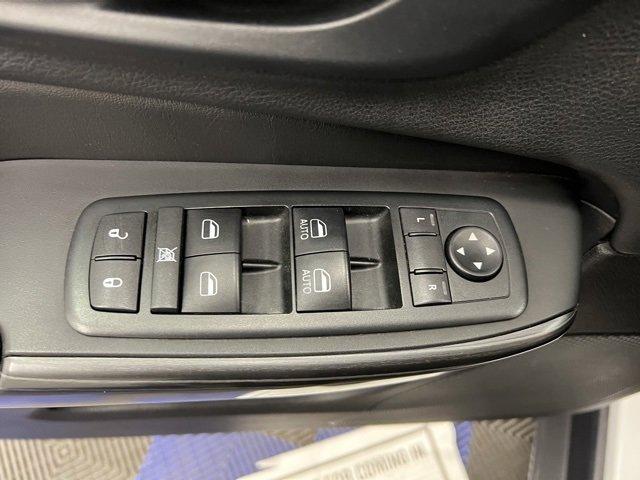 used 2015 Jeep Cherokee car, priced at $13,750