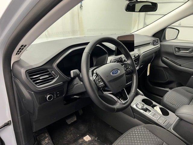 new 2025 Ford Escape car, priced at $28,615