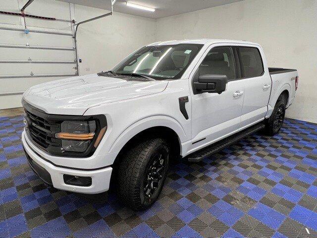 new 2025 Ford F-150 car, priced at $54,304