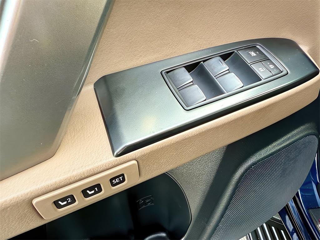 used 2023 Lexus GX 460 car, priced at $66,799