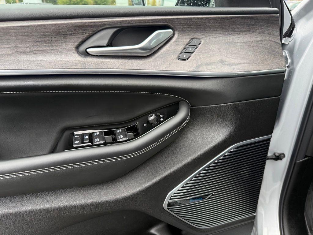 used 2024 Jeep Grand Cherokee 4xe car, priced at $44,999