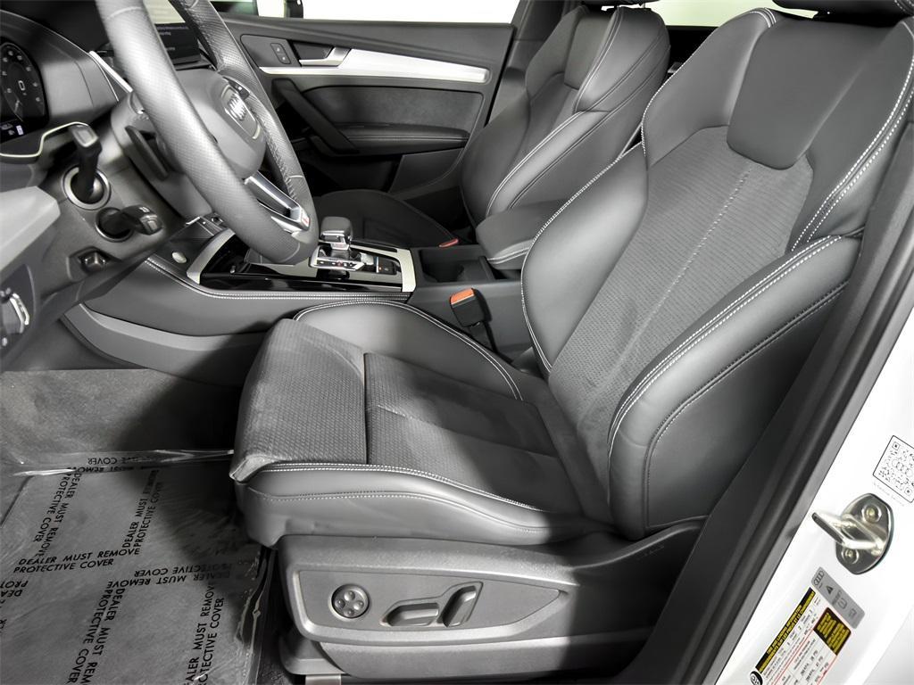 used 2024 Audi Q5 e car, priced at $51,999