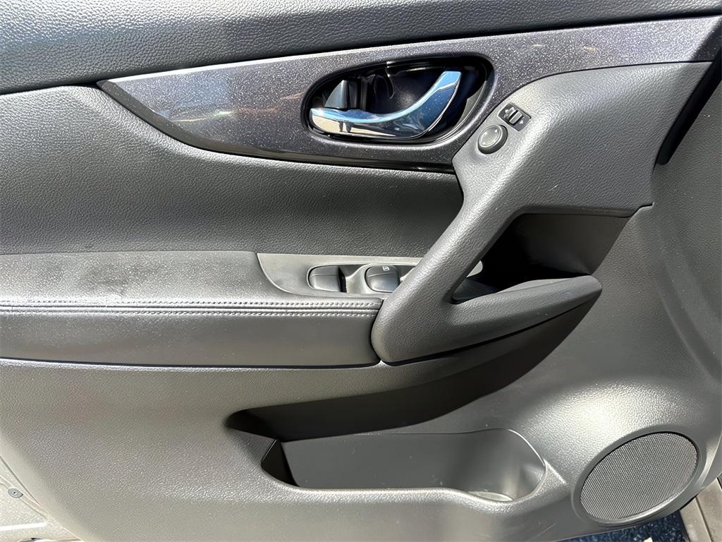 used 2017 Nissan Rogue car, priced at $16,799