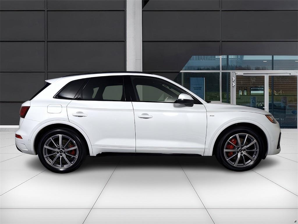 used 2024 Audi Q5 e car, priced at $58,999