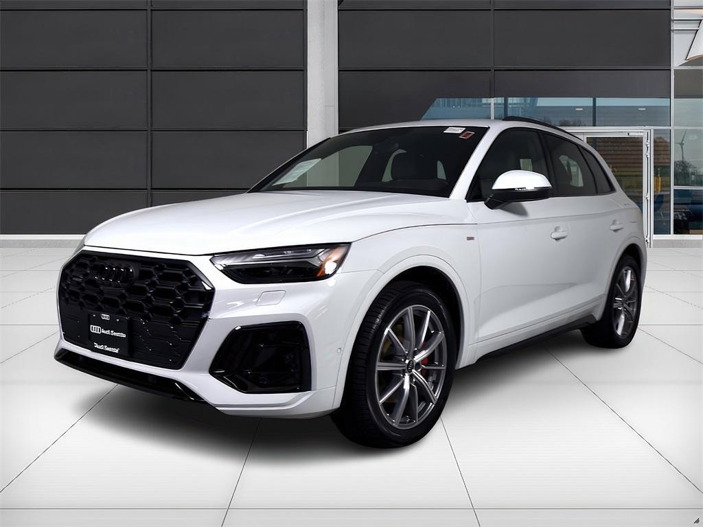 used 2024 Audi Q5 e car, priced at $58,999
