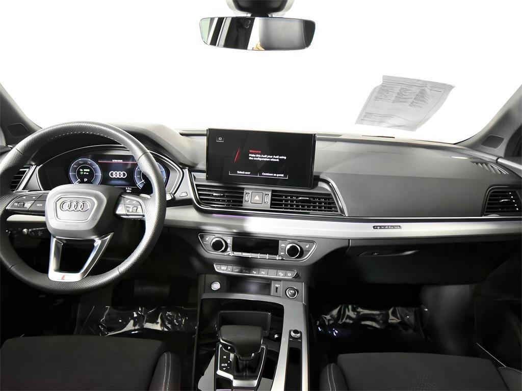 used 2024 Audi Q5 e car, priced at $58,999