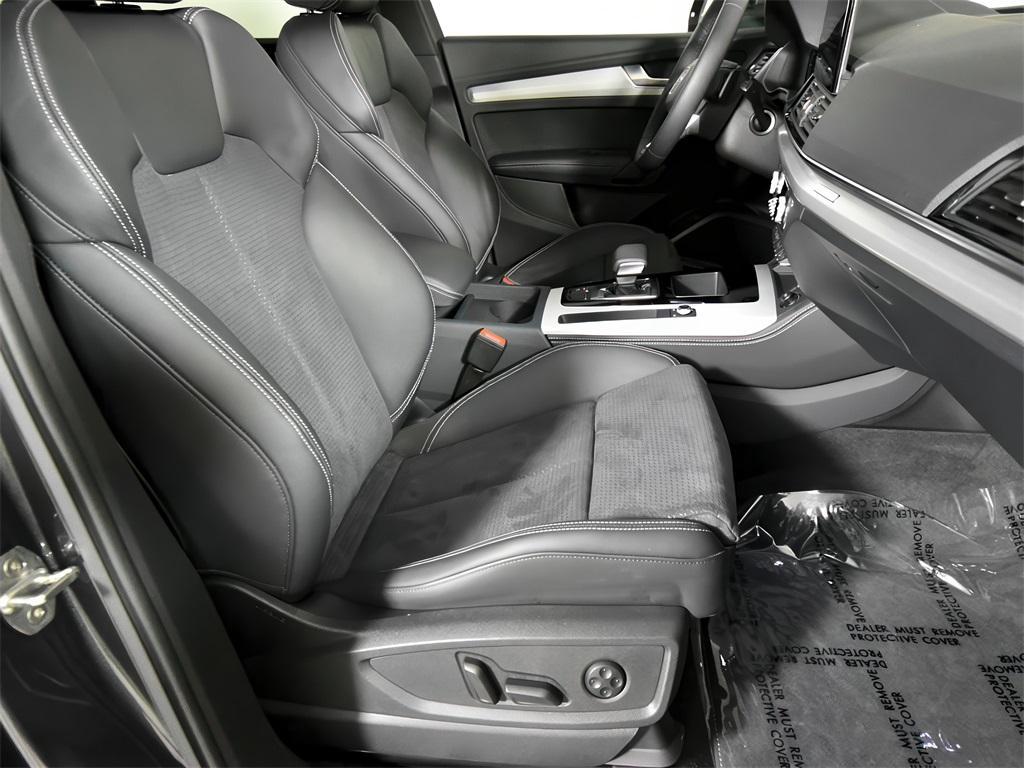 used 2024 Audi Q5 e car, priced at $51,999