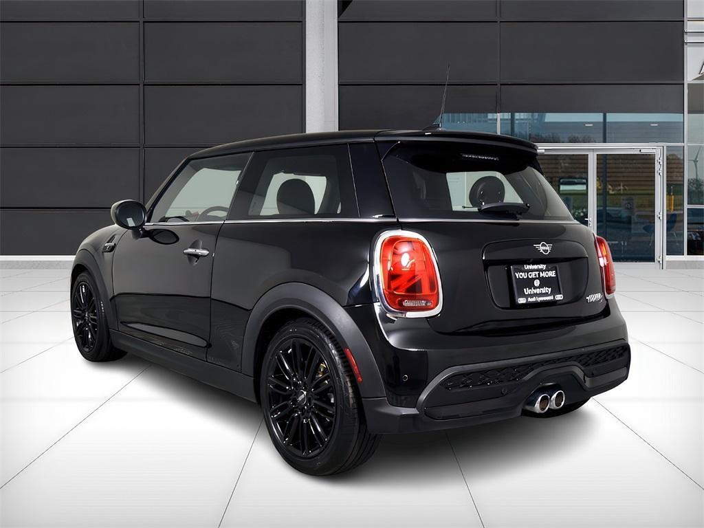 used 2022 MINI Hardtop car, priced at $24,499