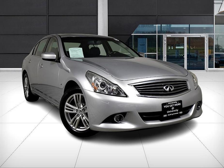 used 2015 INFINITI Q40 car, priced at $15,299