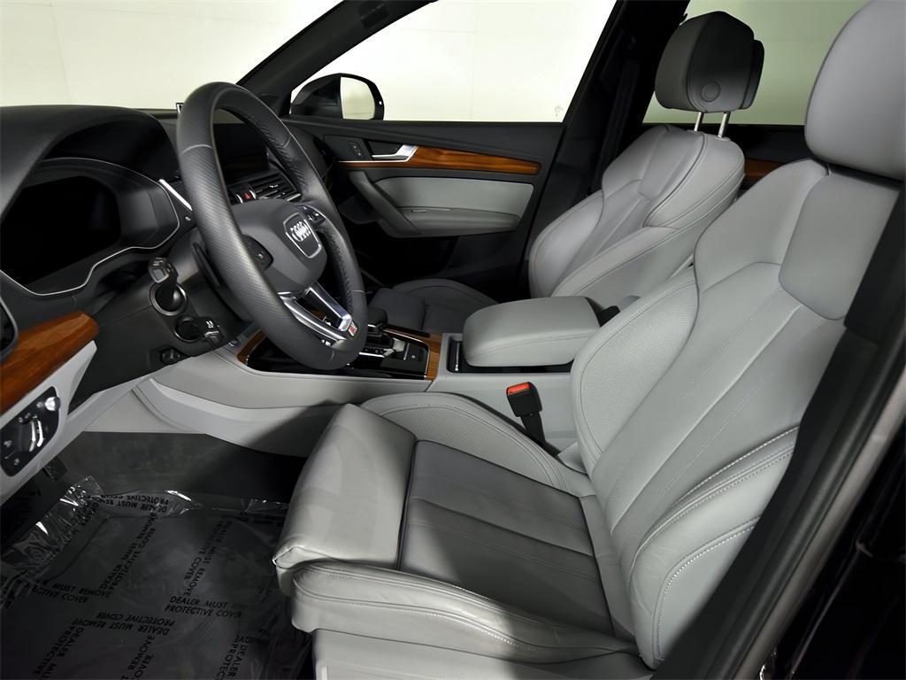 used 2024 Audi Q5 e car, priced at $57,999