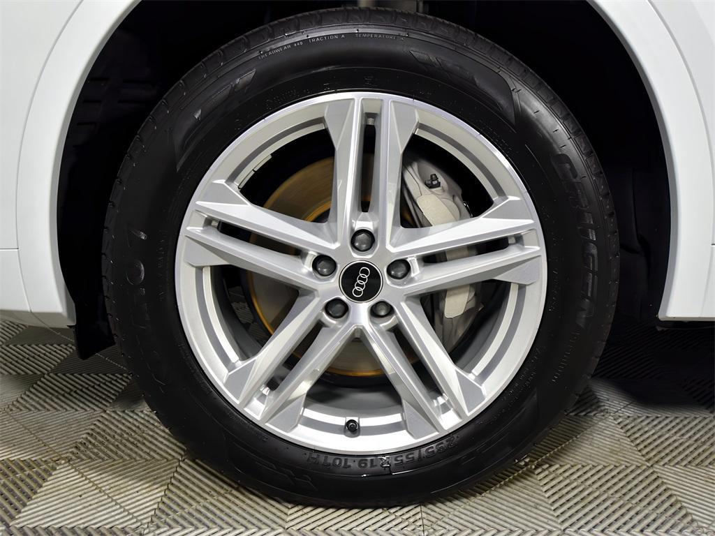 used 2024 Audi Q5 e car, priced at $50,999