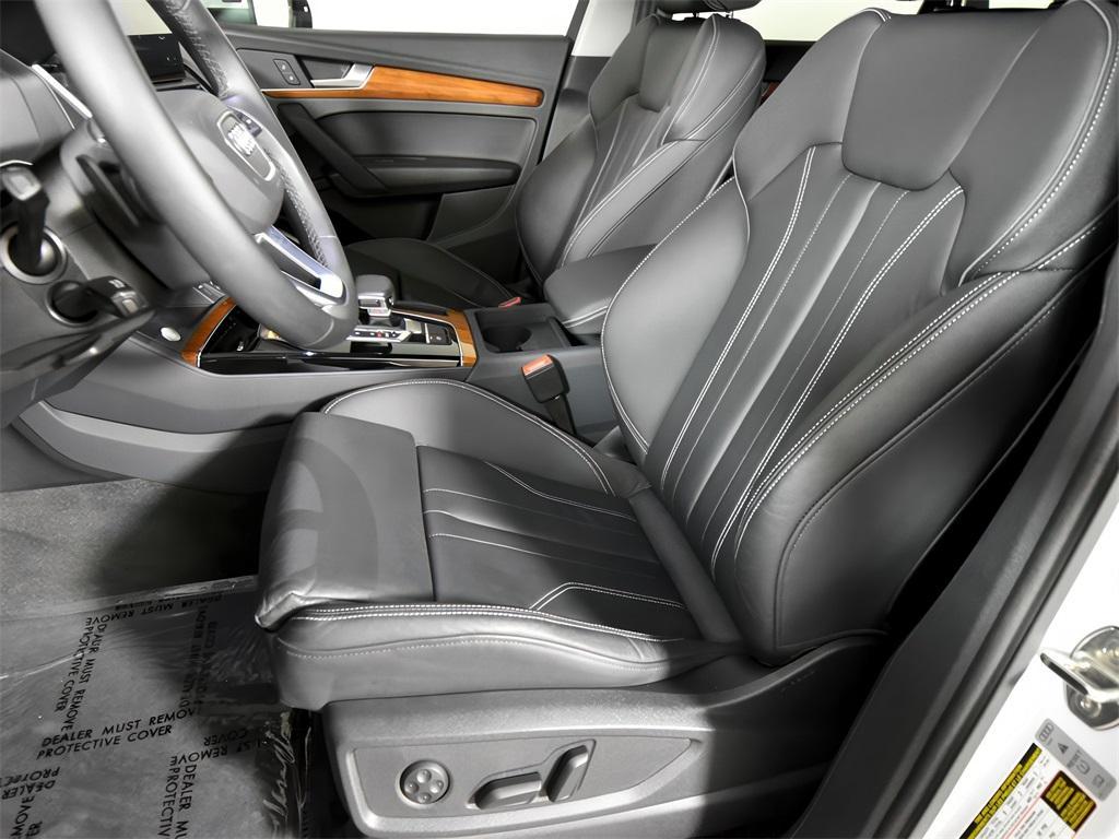 used 2024 Audi Q5 e car, priced at $50,999