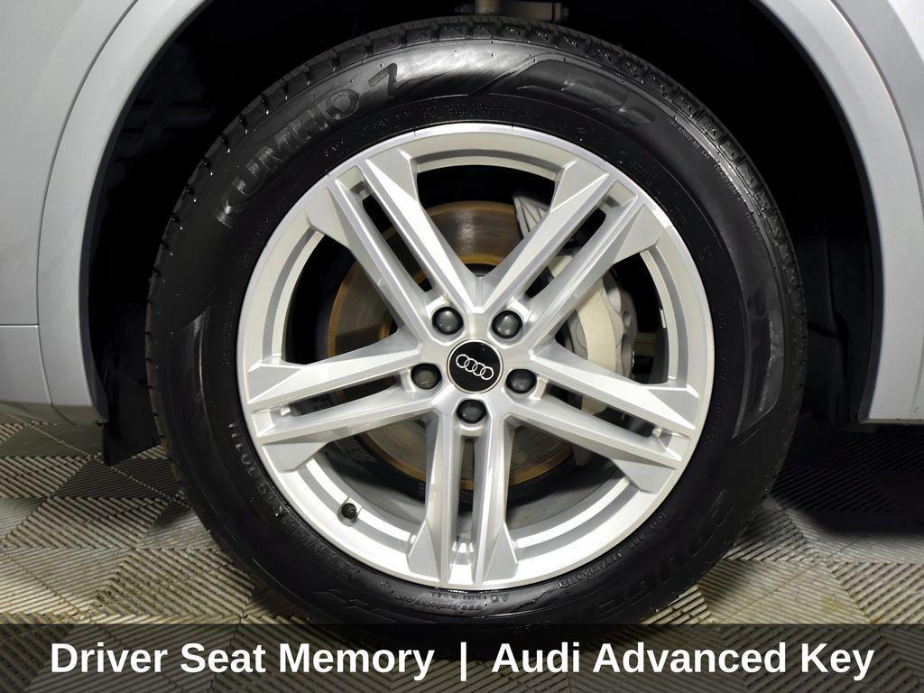 used 2024 Audi Q5 e car, priced at $42,999