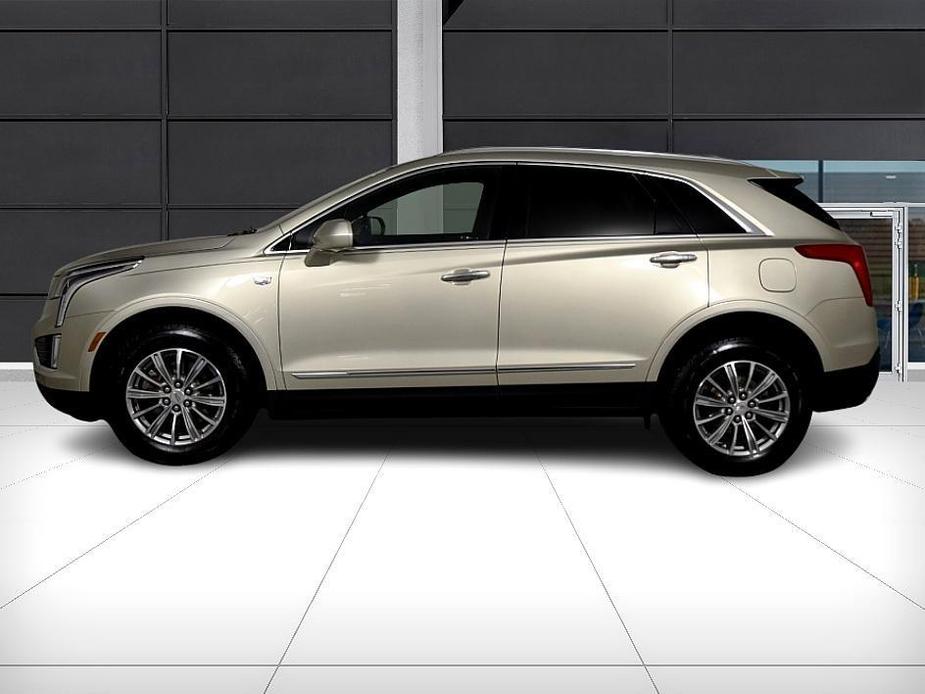 used 2017 Cadillac XT5 car, priced at $17,399