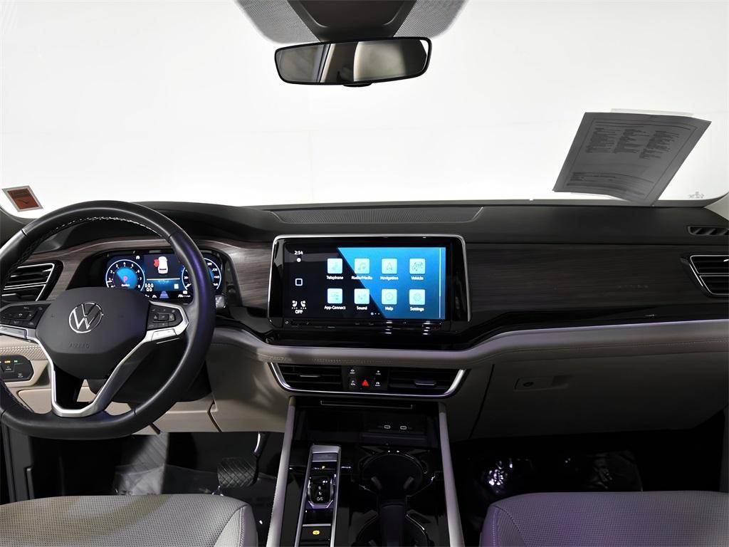 used 2024 Volkswagen Atlas car, priced at $41,499
