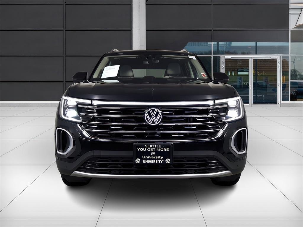 used 2024 Volkswagen Atlas car, priced at $41,499