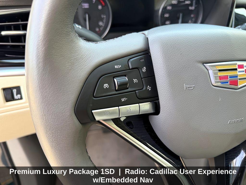 used 2024 Cadillac XT6 car, priced at $47,499