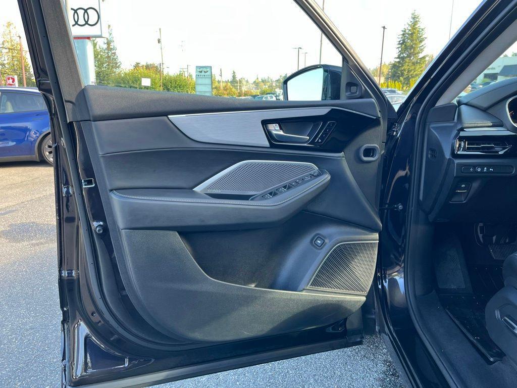 used 2023 Acura MDX car, priced at $44,999