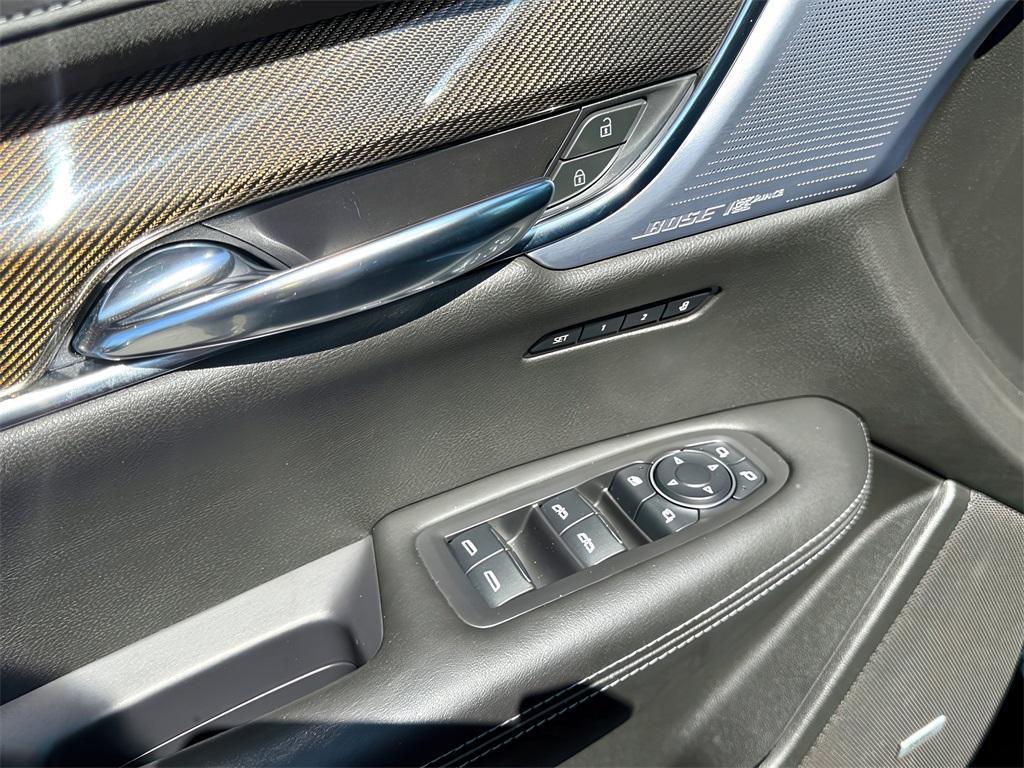 used 2020 Cadillac XT6 car, priced at $31,999