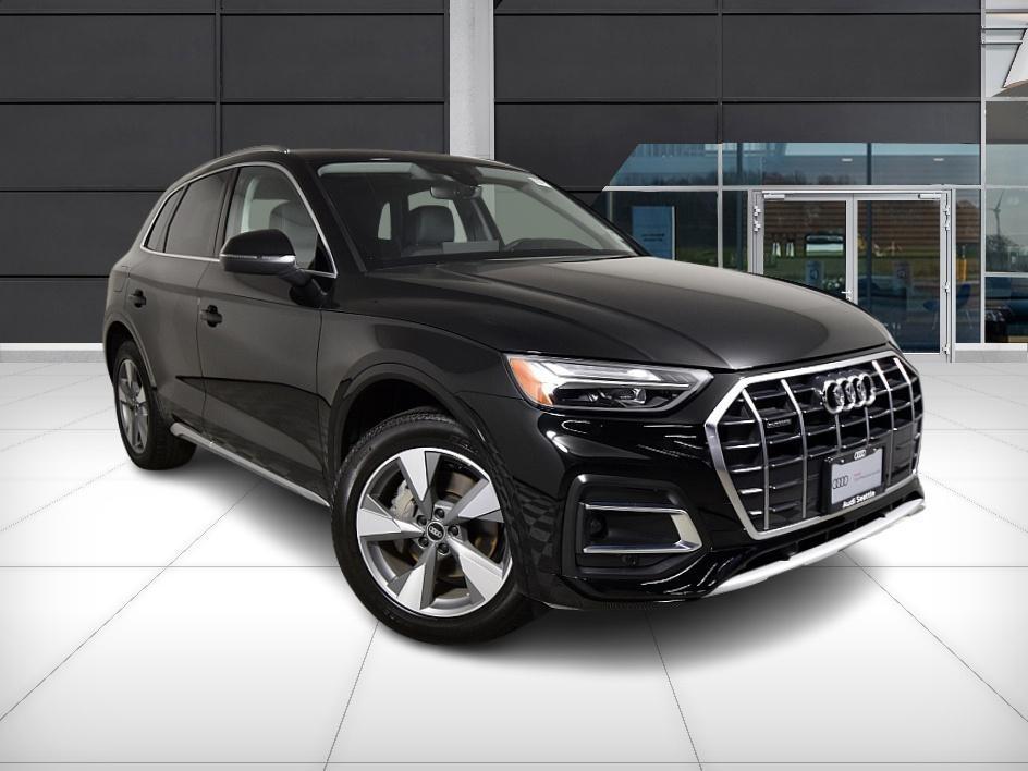 used 2024 Audi Q5 car, priced at $43,999