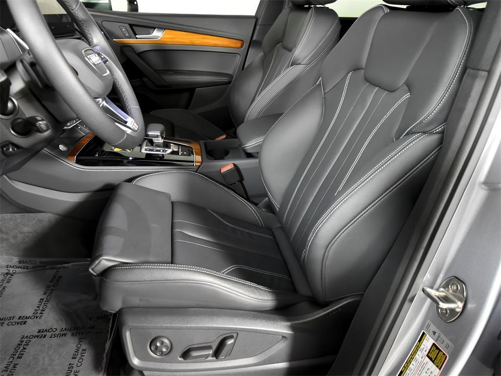 used 2024 Audi Q5 e car, priced at $51,999