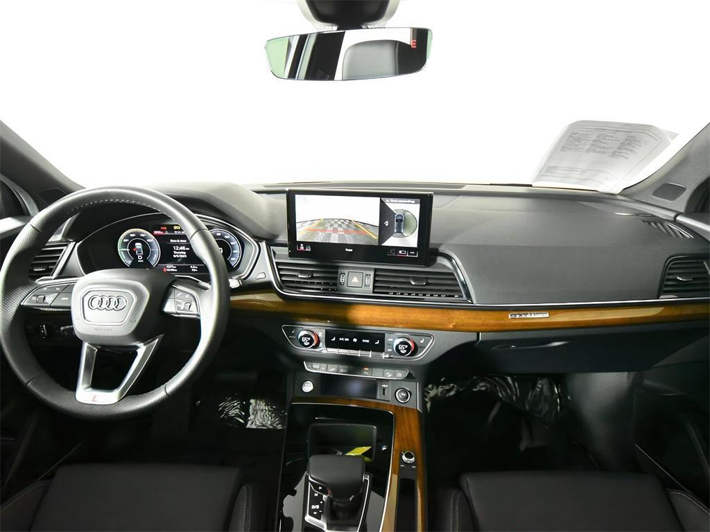 used 2024 Audi Q5 e car, priced at $51,999