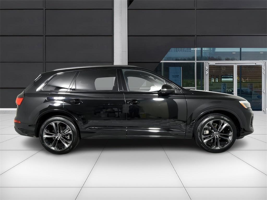used 2025 Audi Q7 car, priced at $65,999