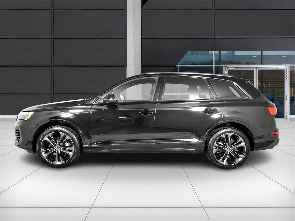 used 2025 Audi Q7 car, priced at $65,999
