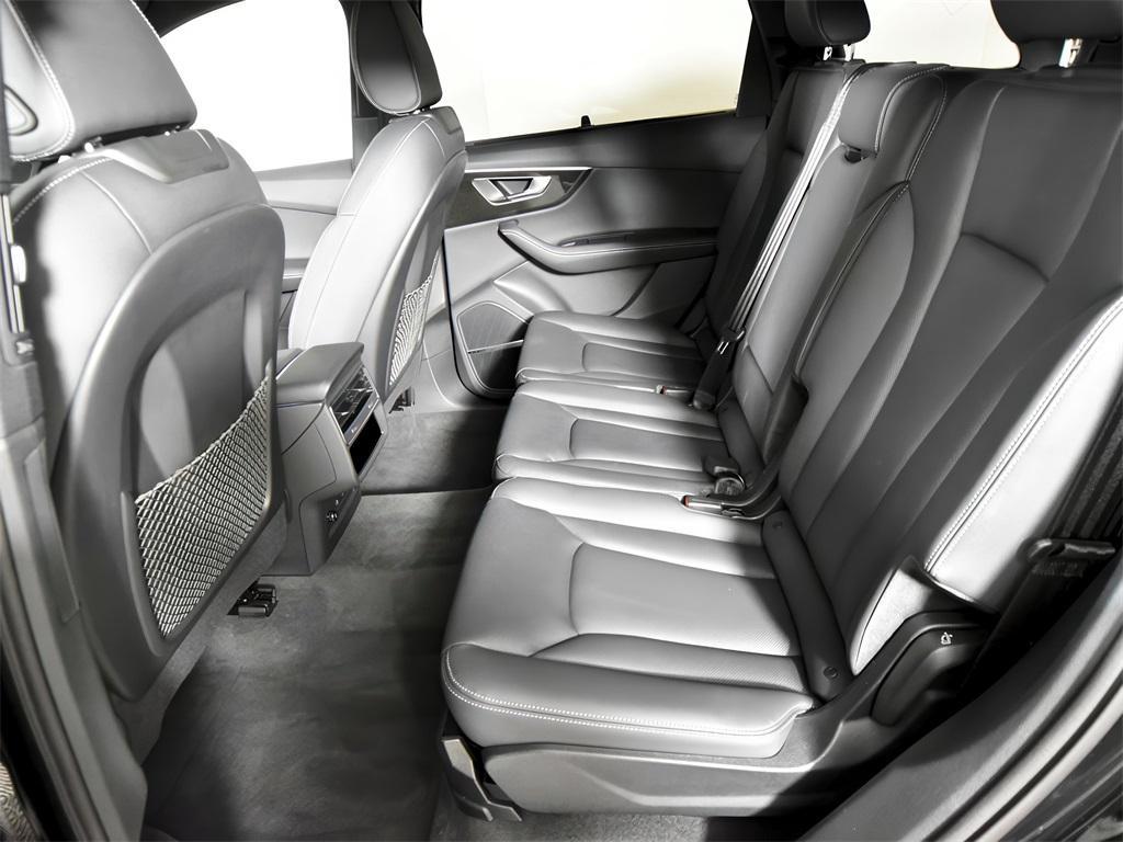 used 2025 Audi Q7 car, priced at $65,999