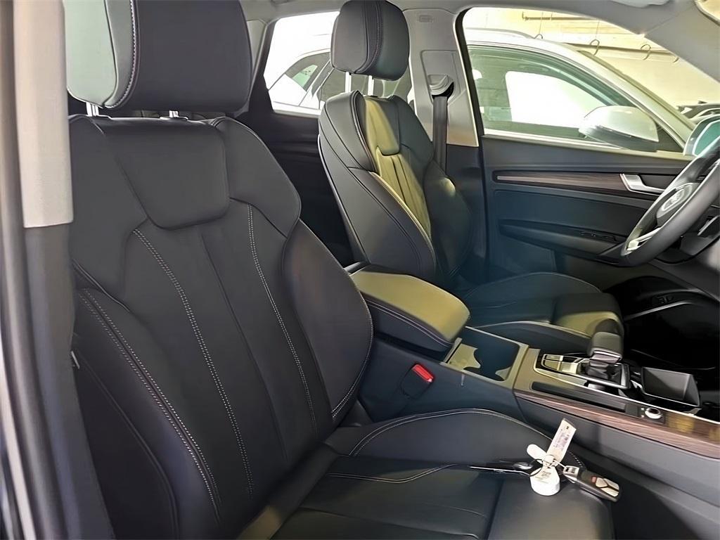 used 2024 Audi Q5 e car, priced at $50,999