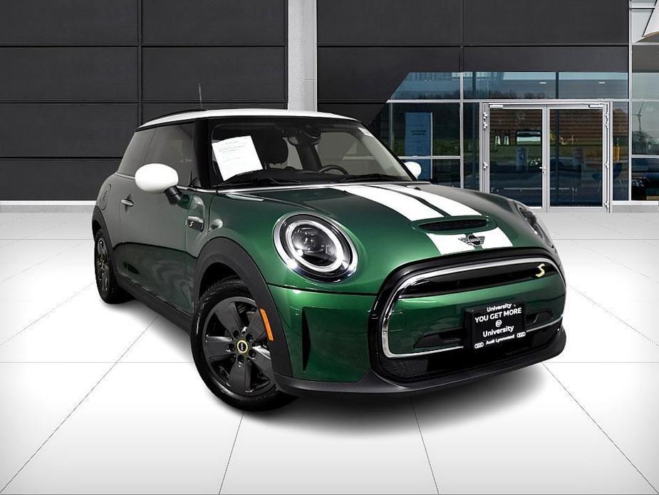 used 2022 MINI SE Hardtop car, priced at $20,499