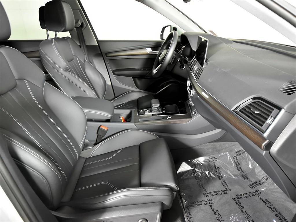 used 2024 Audi Q5 e car, priced at $49,999
