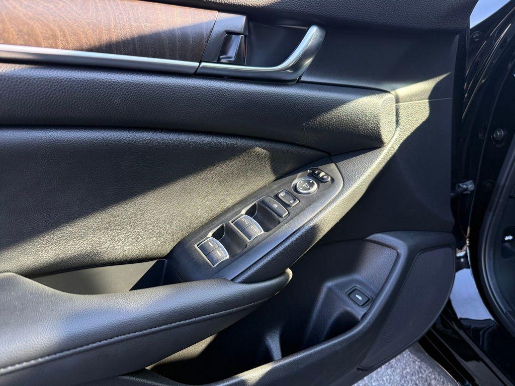 used 2019 Honda Accord car, priced at $22,399