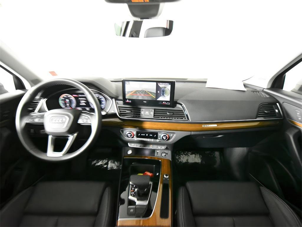 used 2024 Audi Q5 e car, priced at $51,999