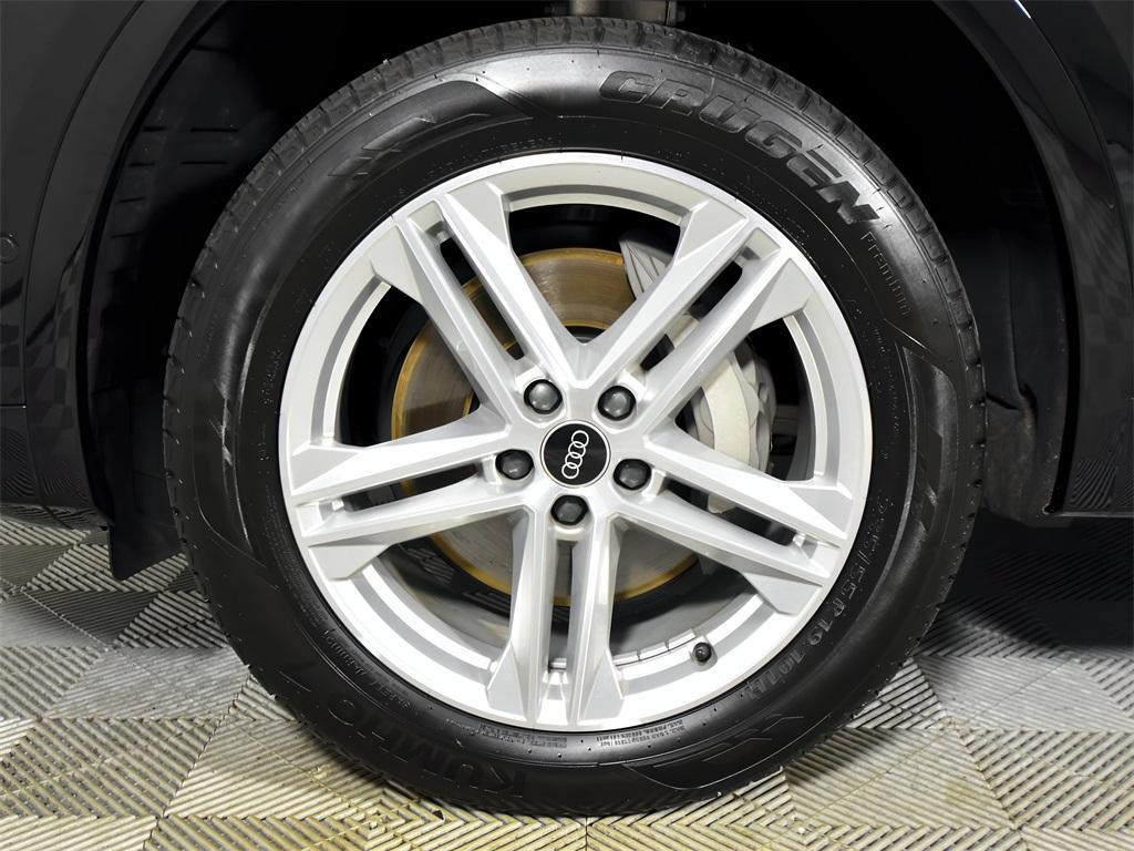used 2024 Audi Q5 e car, priced at $57,999