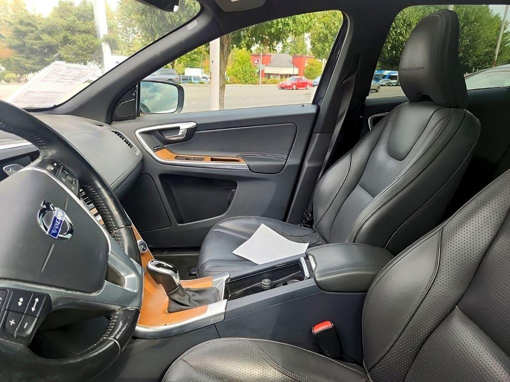 used 2015 Volvo XC60 car, priced at $16,499