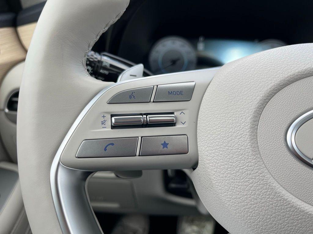 used 2025 Hyundai Palisade car, priced at $45,999