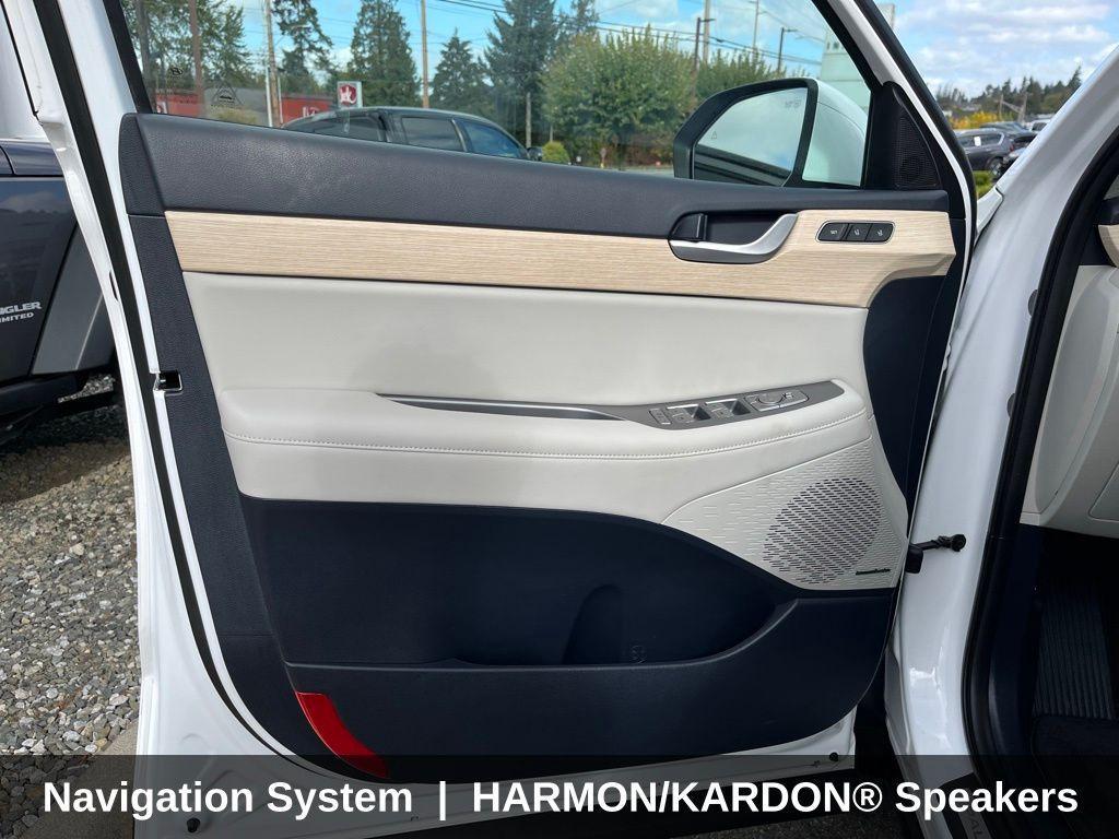 used 2025 Hyundai Palisade car, priced at $45,999