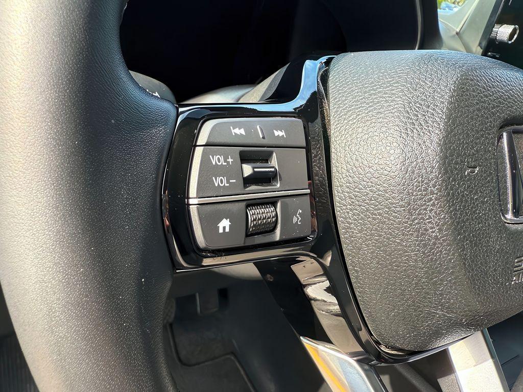 used 2023 Honda Pilot car, priced at $37,999