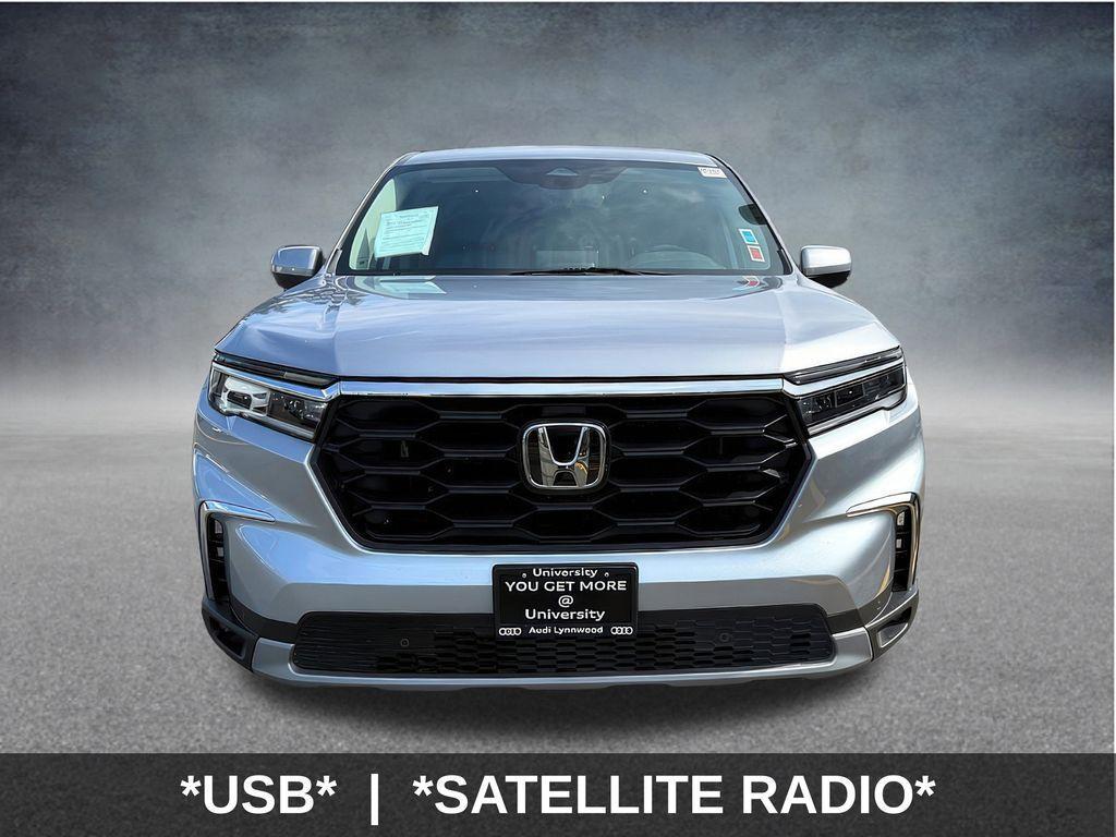 used 2023 Honda Pilot car, priced at $37,999