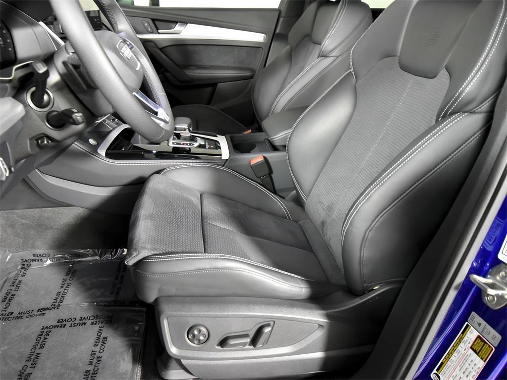 used 2024 Audi Q5 e car, priced at $51,999