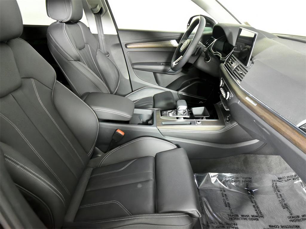 used 2024 Audi Q5 e car, priced at $51,999