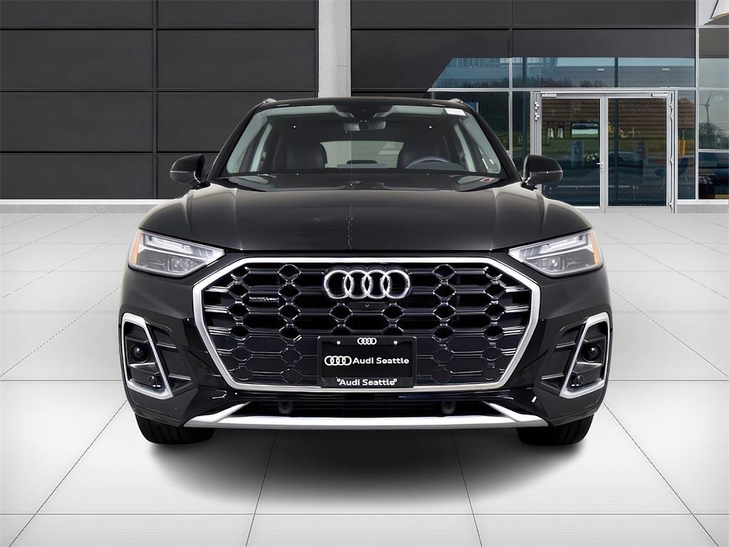used 2024 Audi Q5 e car, priced at $51,999