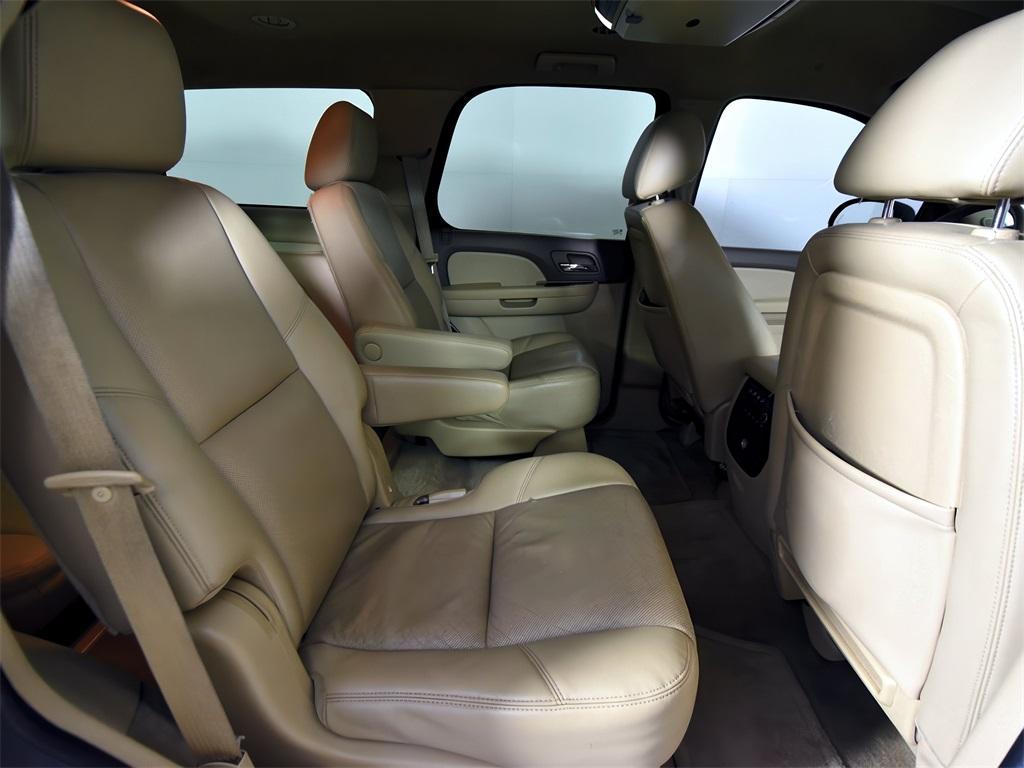 used 2013 GMC Yukon car, priced at $14,299