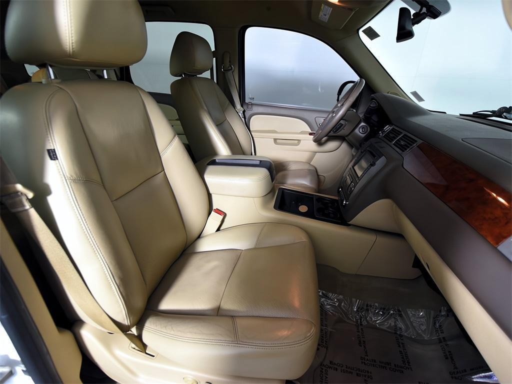 used 2013 GMC Yukon car, priced at $14,299