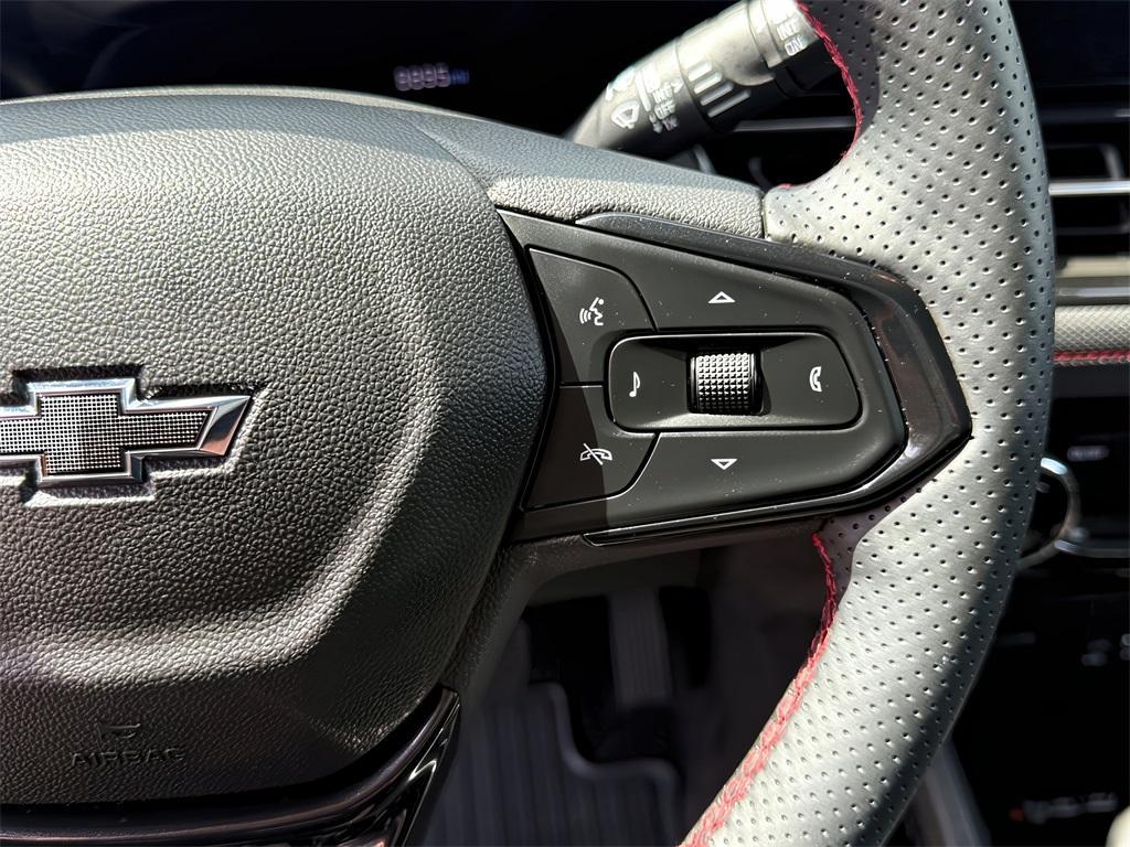 used 2025 Chevrolet TrailBlazer car, priced at $31,799