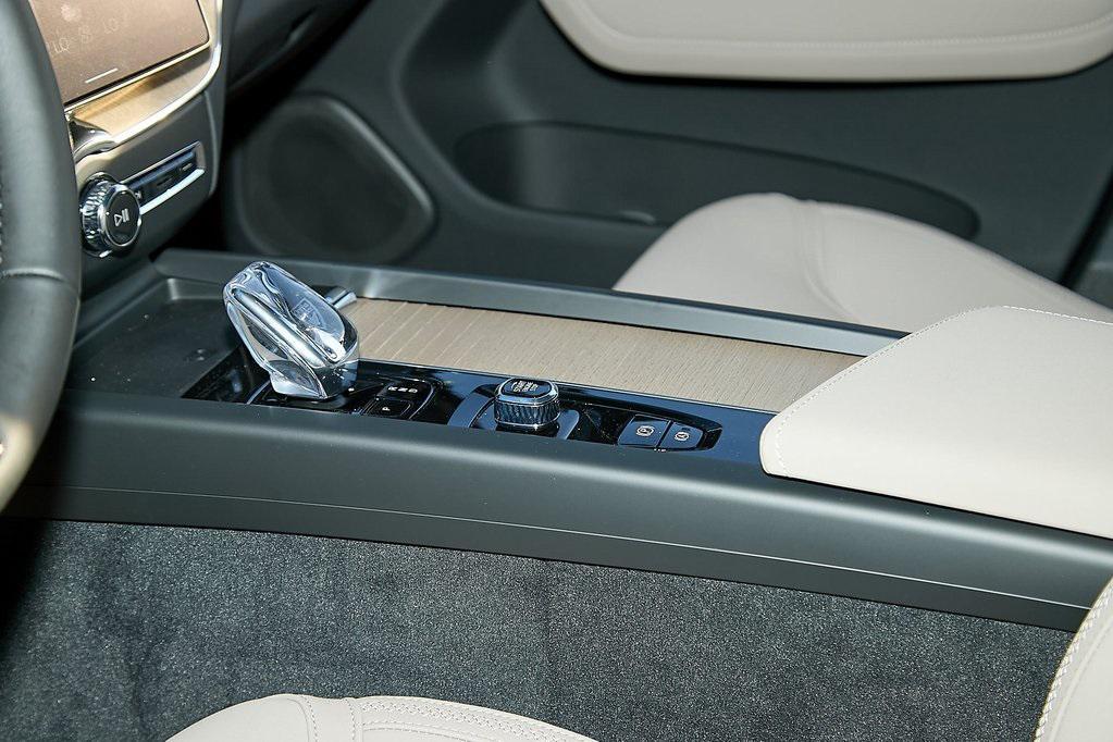 new 2026 Volvo XC60 car, priced at $54,985