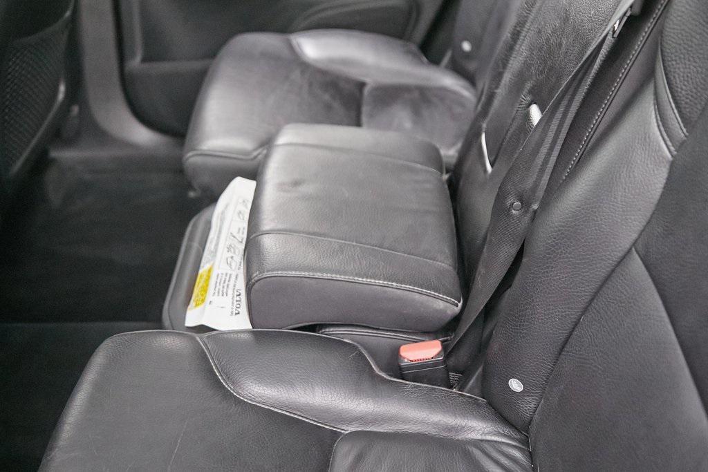 used 2018 Volvo XC90 car, priced at $16,995