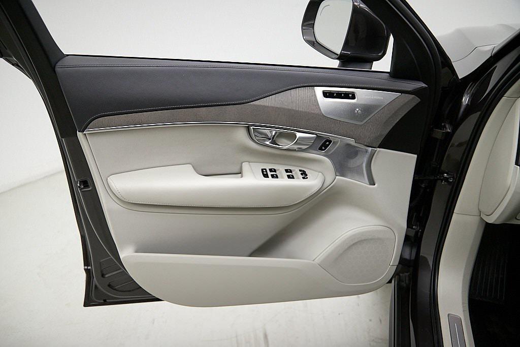 used 2023 Volvo XC90 Recharge Plug-In Hybrid car, priced at $51,995